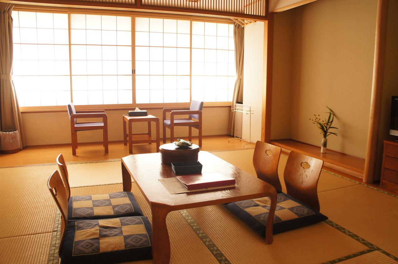 Kamiyama Onsen Hotel Shikinosato & Iyashinoyu 德岛市 外观 照片